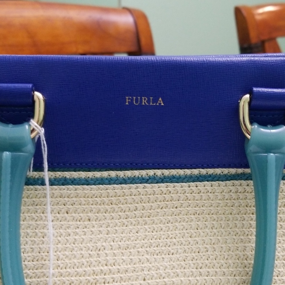Furla - Picture 4 of 8